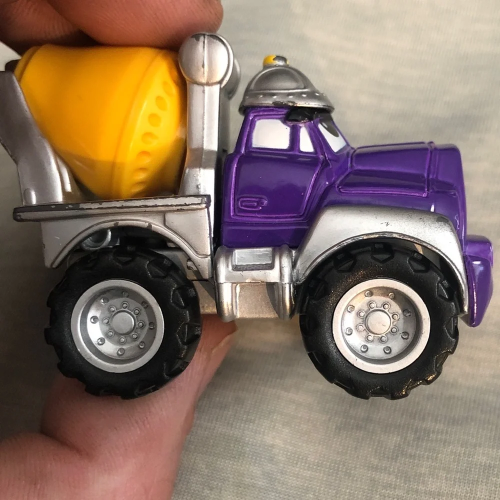 Tonka Toys Chuck the Cement Truck
